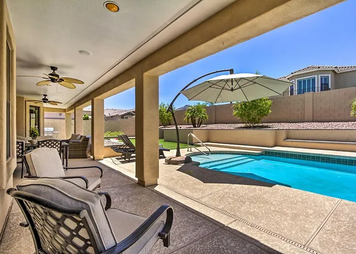 Snowbird Haven W/ Pool! 11 Mi To Dtwn Holiday home *