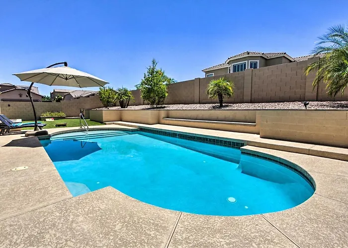 Snowbird Haven W/ Pool! 11 Mi To Dtwn *